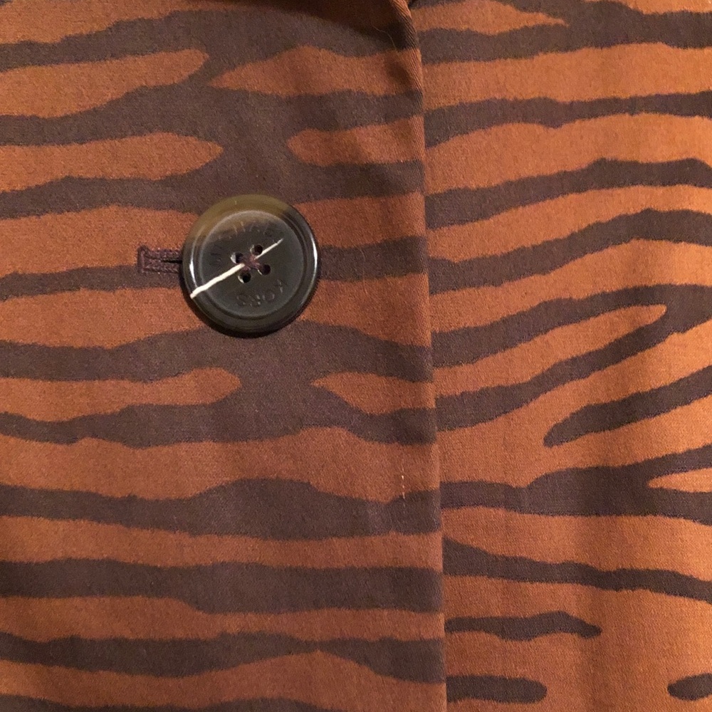 MICHAEL Michael Kors Tiger-Print Trench Coat in brown and tan. Size M - Picture 6 of 10